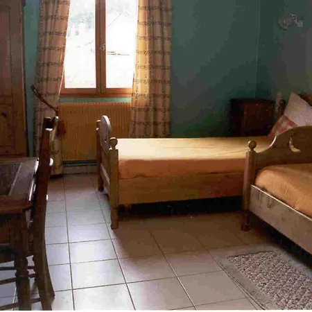 Hotel Au Logis De L'oie Naours