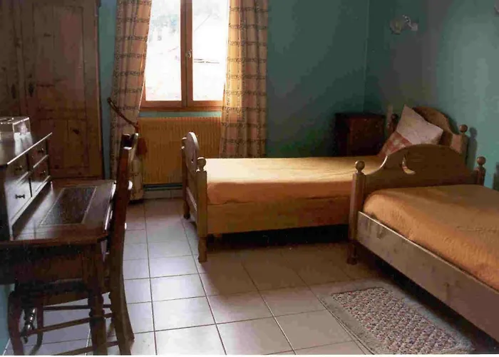 Hotel Au Logis De L'oie Naours